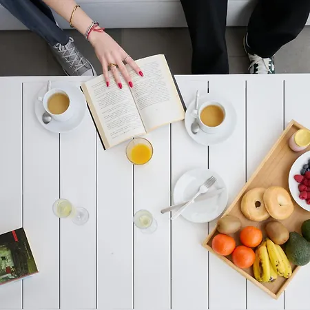 Luna Rossa By Homie Apartment