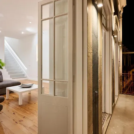 Luna Rossa By Homie Apartment