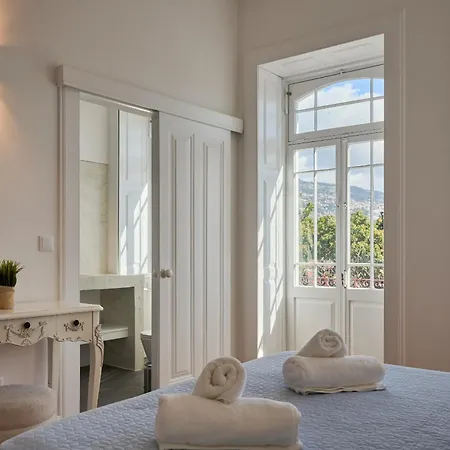 Luna Rossa By Homie * Funchal (Madeira)