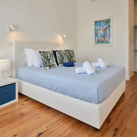 Luna Rossa By Homie * 푼샬